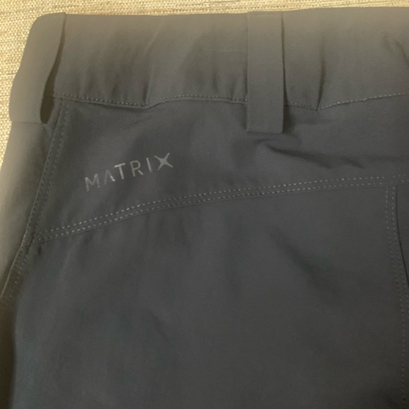 NWOT RAB Incline Hiking Pants in Beluga, Size Small - Picture 7 of 9